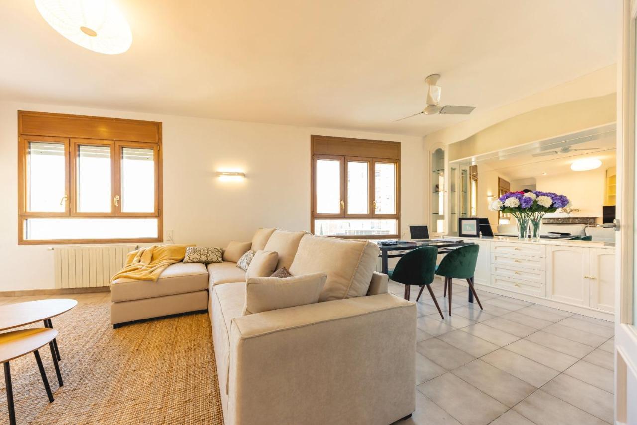 Bravissimo El Lleo, Bright 4-Bedroom Apartment Girona Luaran gambar
