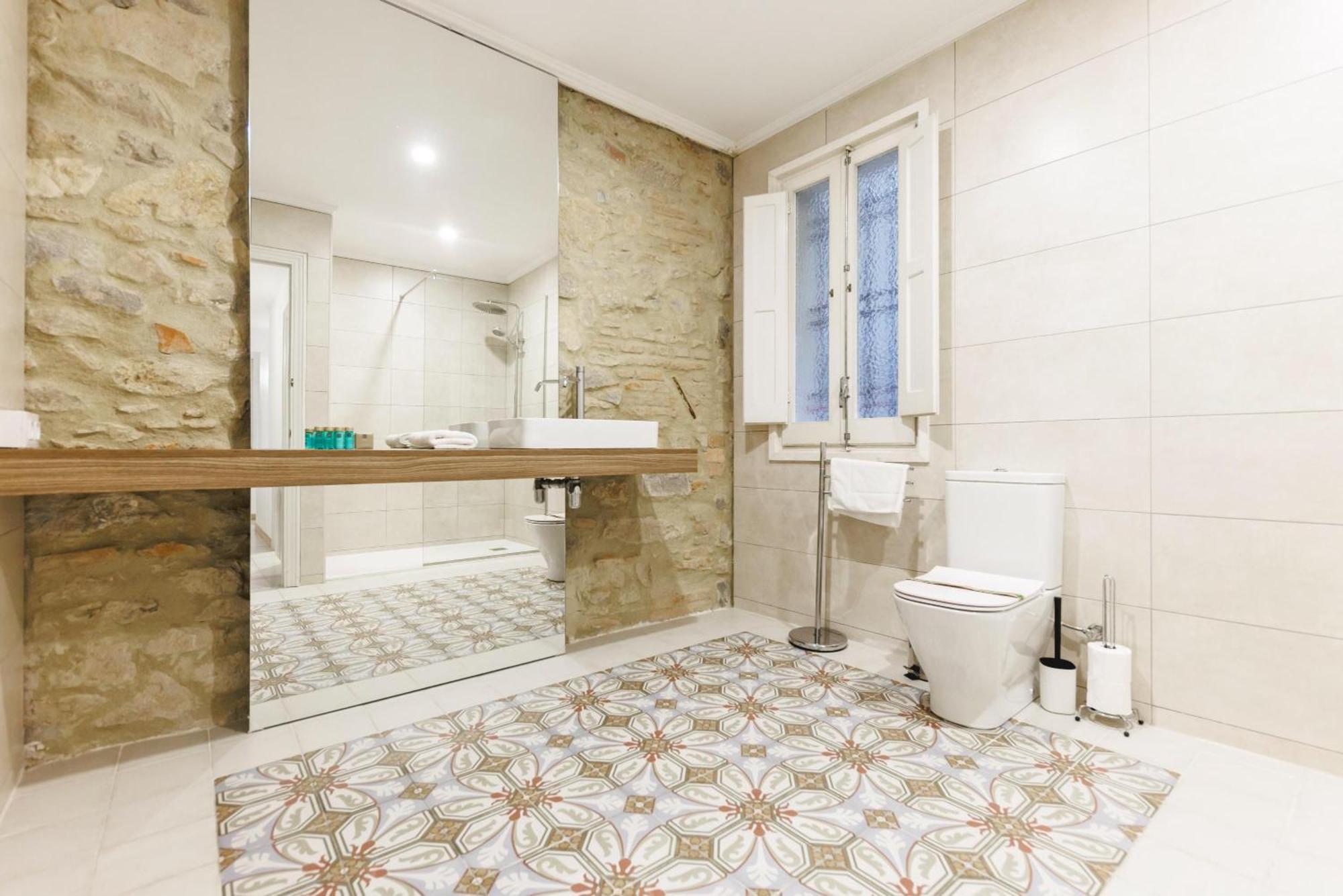 Bravissimo El Lleo, Bright 4-Bedroom Apartment Girona Luaran gambar